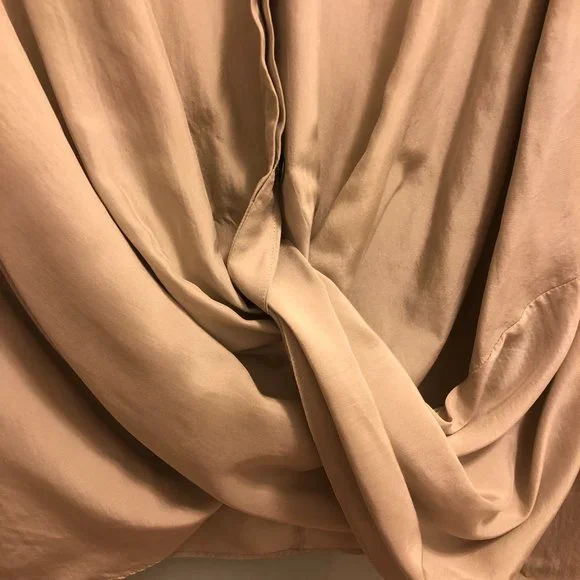 Beautiful 100% Silk Burberry Twist Blouse 8 - Picture 3 of 11